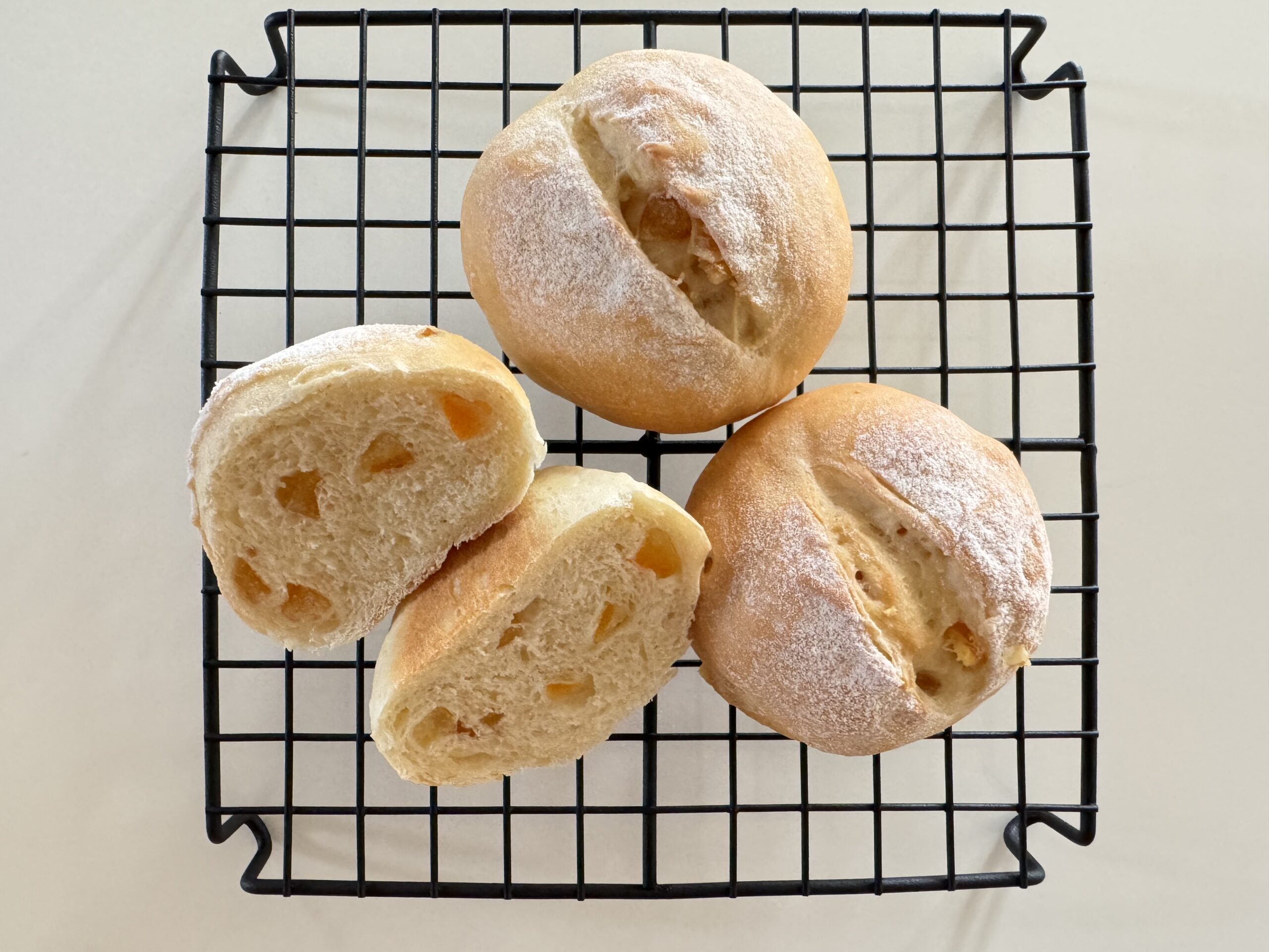 オレンジピールパンのレシピ公開しました🍊