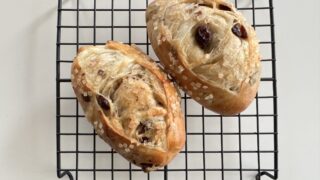 レーズンシュガーバタートップのレシピ公開しました🍇